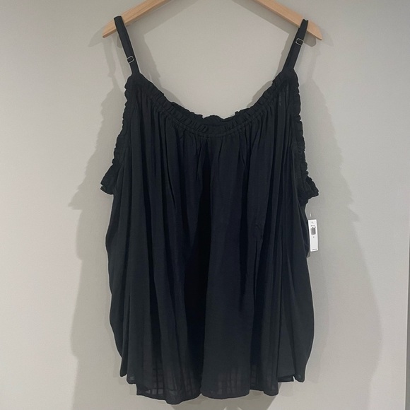 NWT Old Navy Plus Size Ruffled Textured-Dobby Swing Cami Top/Tank - Black, 4X - Picture 4 of 5